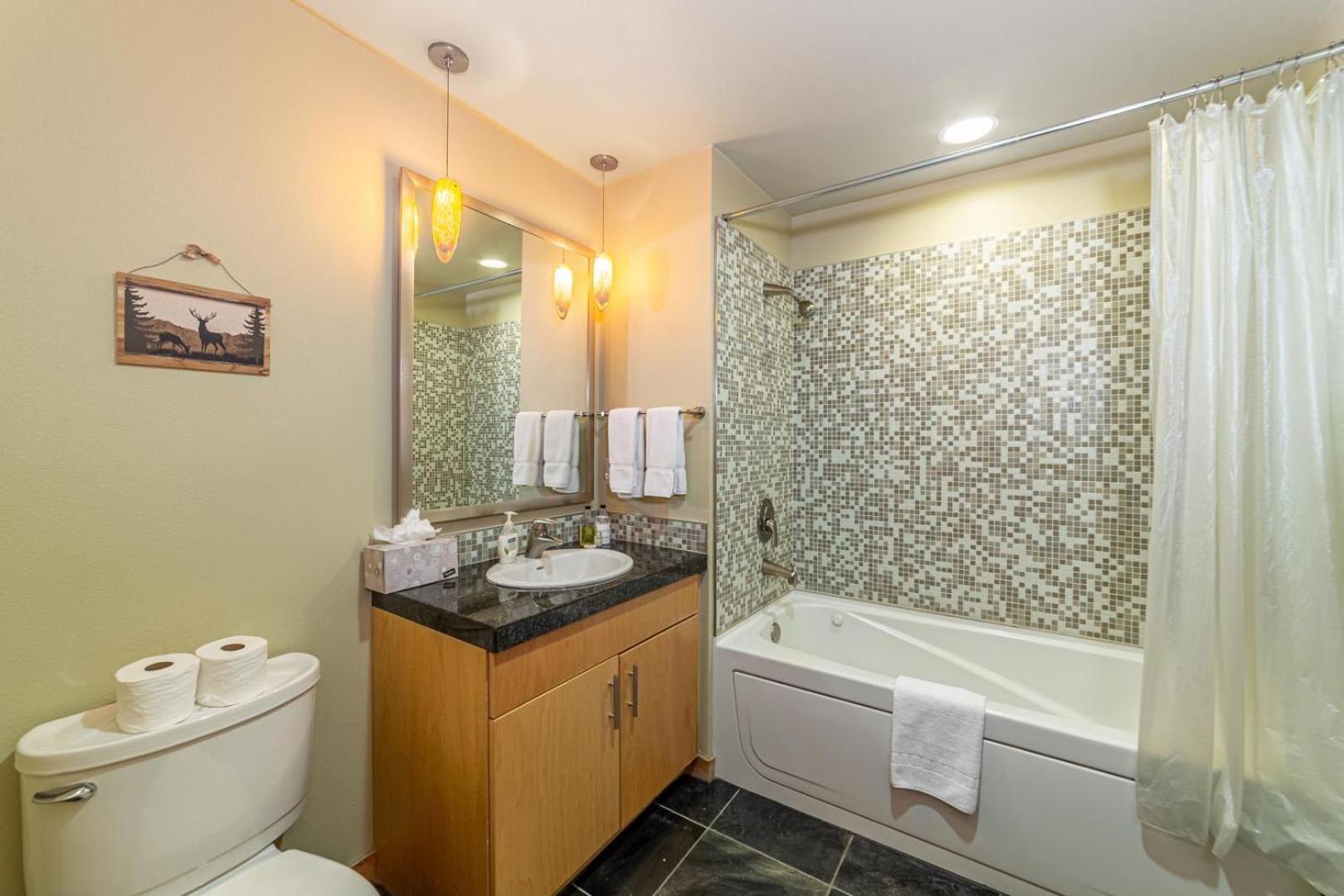 #320 - Golf Course Townhome With Mountain Views &
