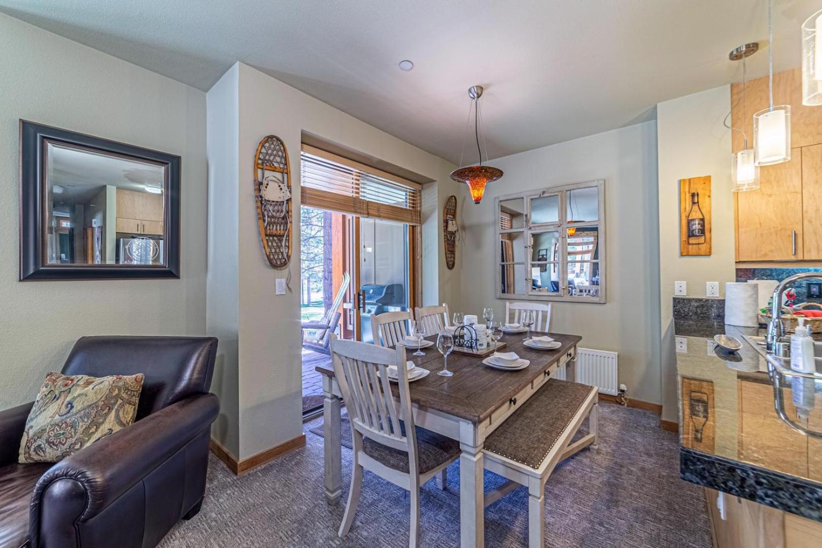 #320 - Golf Course Townhome With Mountain Views & Holiday home Mammoth Lakes